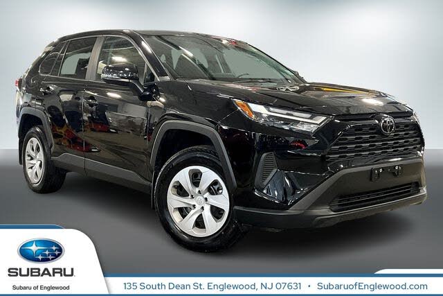 2025 Toyota RAV4 LE AWD