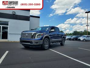 Nissan Titan Platinum Reserve Crew Cab 4WD