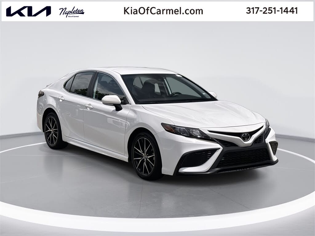 2023 Toyota Camry SE FWD