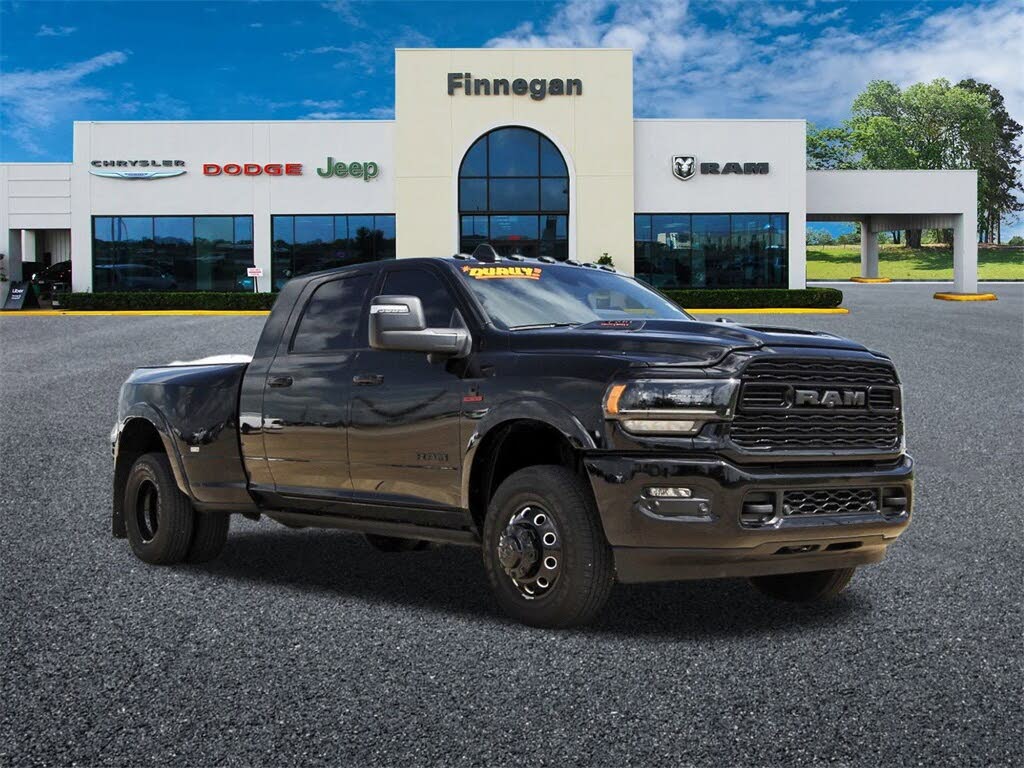 2024 RAM 3500 Limited Mega Cab DRW 4WD