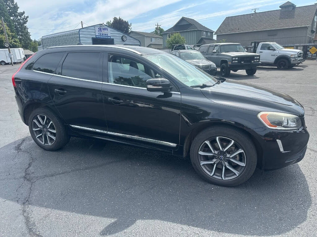 2017 Volvo XC60 T6 Dynamic AWD