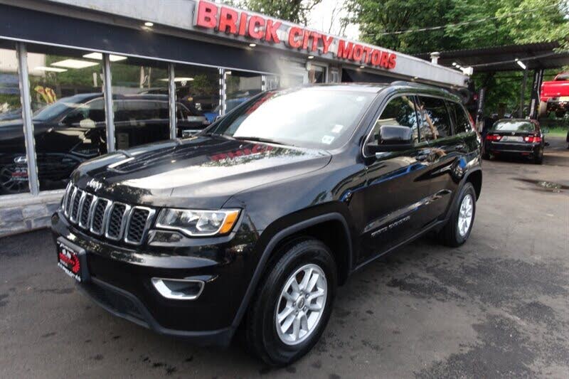 2020 Jeep Grand Cherokee Laredo 4WD