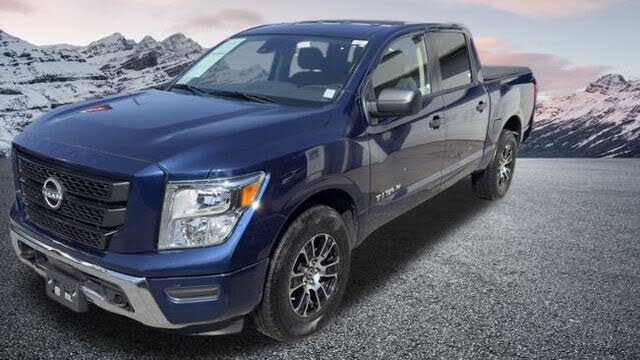 2023 Nissan Titan SV Crew Cab 4WD