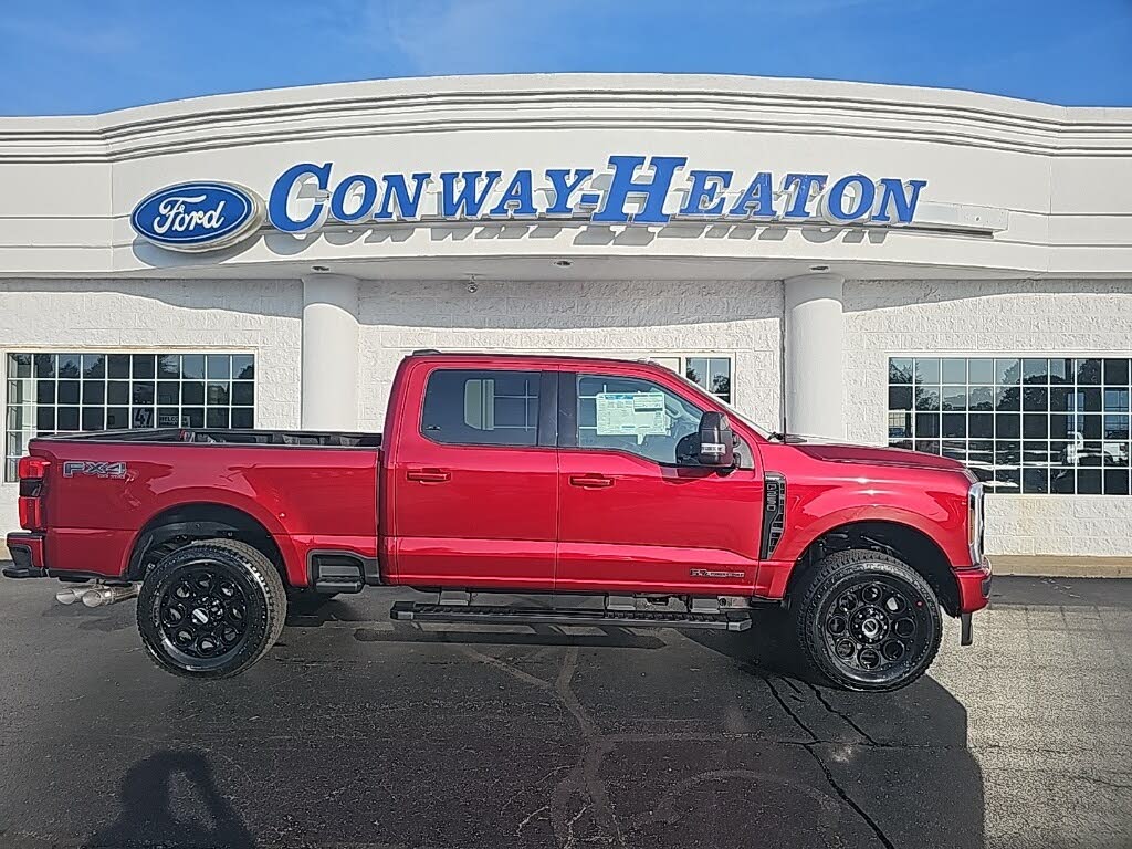 2025 Ford F-250 Super Duty Lariat Crew Cab 4WD