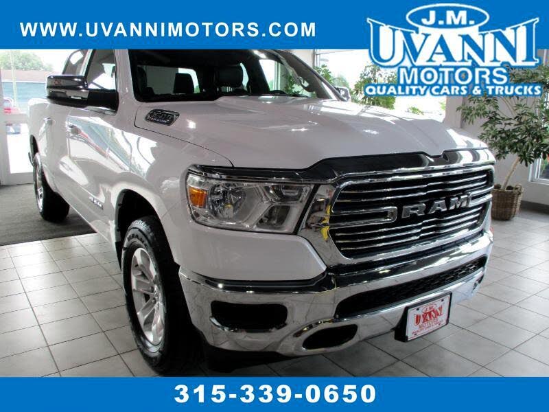2024 RAM 1500 Laramie Crew Cab 4WD