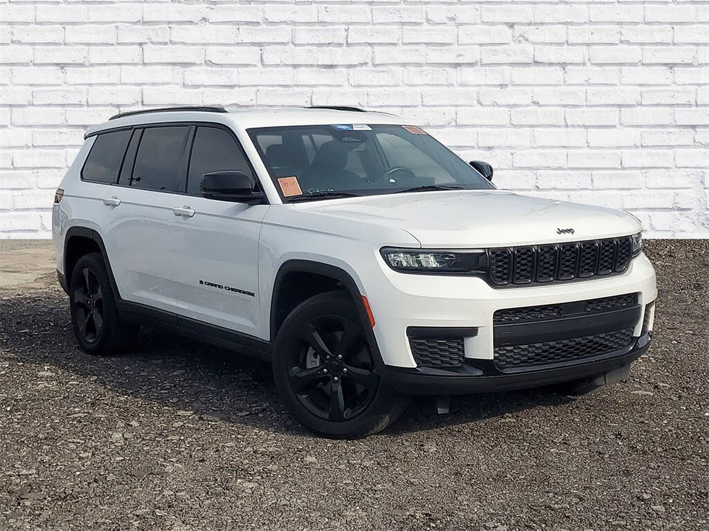 2022 Jeep Grand Cherokee L Altitude 4WD