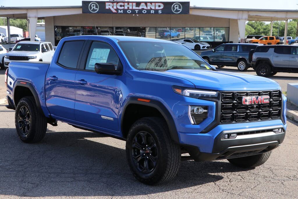 2025 GMC Canyon Elevation Crew Cab 4WD