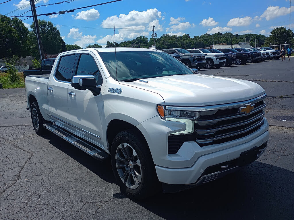 2024 Chevrolet Silverado 1500 High Country Crew Cab 4WD