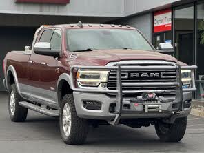 RAM 3500 Laramie Crew Cab LB 4WD