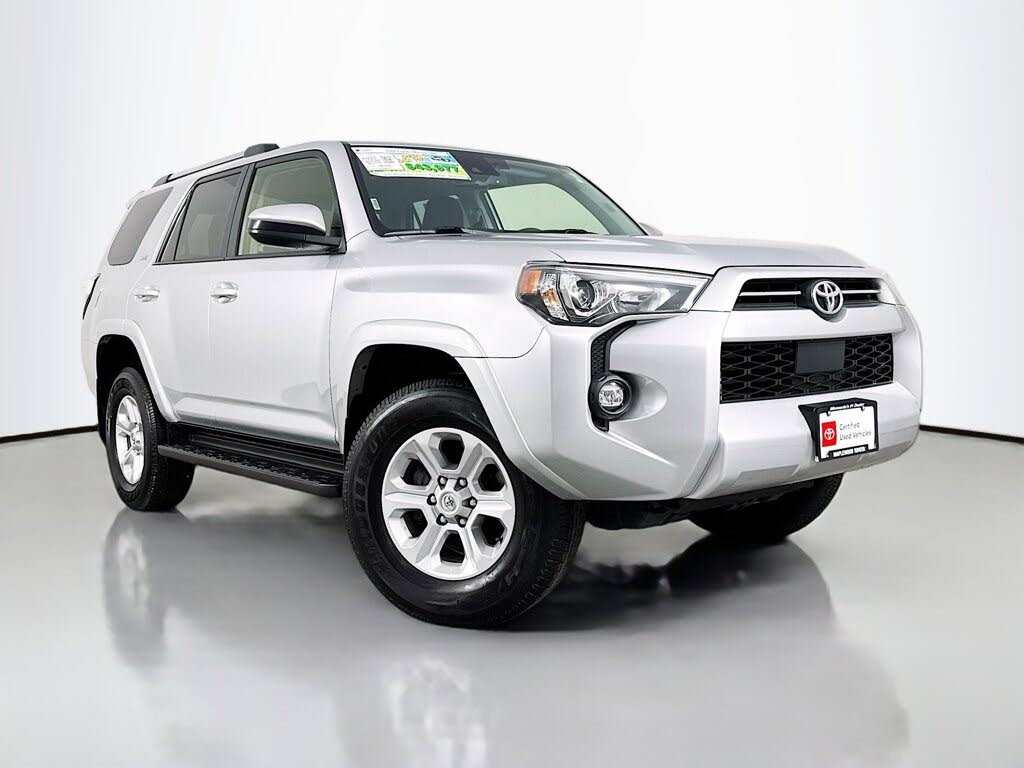 2024 Toyota 4Runner SR5 4WD