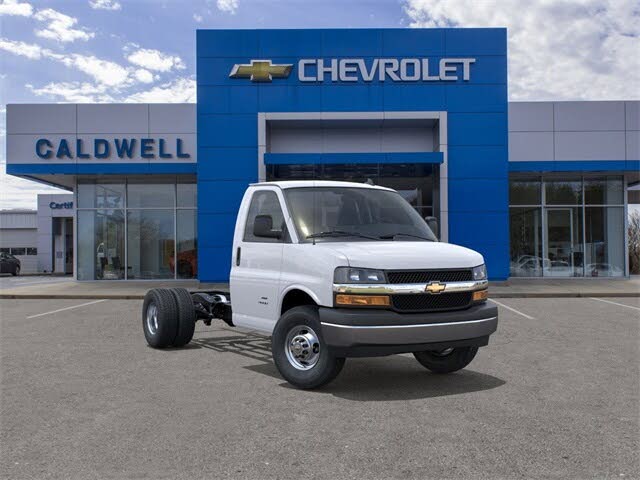 2025 Chevrolet Express Chassis 3500 Cutaway 139