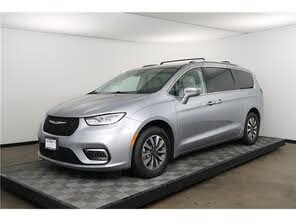 Chrysler Pacifica Touring L AWD