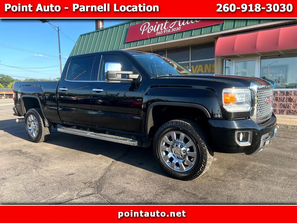 2016 GMC Sierra 2500HD Denali Crew Cab SB 4WD