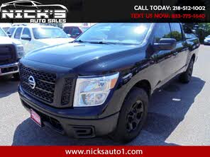 Nissan Titan SV Crew Cab 4WD