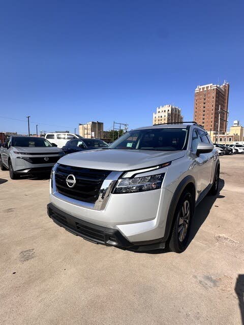 2022 Nissan Pathfinder SV 4WD
