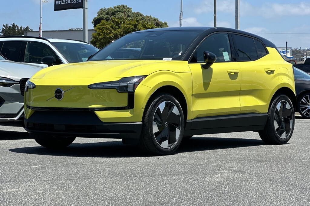 2025 Volvo EX30 Twin Ultra eAWD