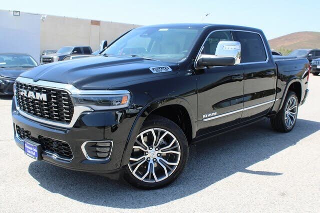 2025 RAM 1500 Tungsten Crew Cab 4WD