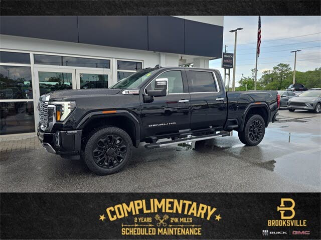 2025 GMC Sierra 2500HD Denali Crew Cab 4WD