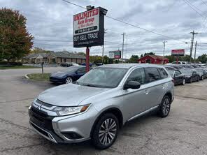 Mitsubishi Outlander ES FWD