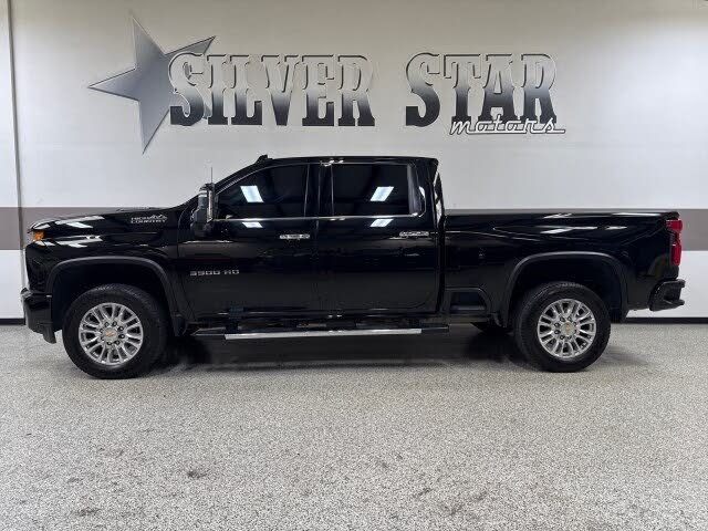 2022 Chevrolet Silverado 3500HD High Country Crew Cab 4WD