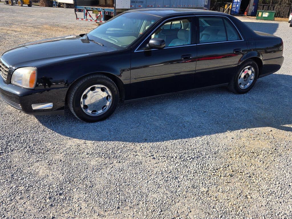 2000 Cadillac DeVille DHS Sedan FWD