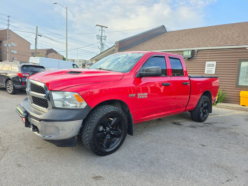 2015 RAM 1500 ST Quad Cab 4WD