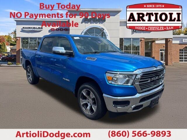2024 RAM 1500 Laramie Crew Cab 4WD