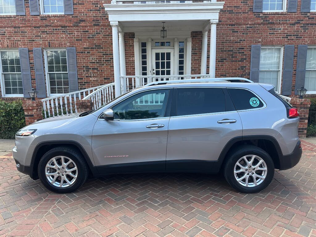 2015 Jeep Cherokee Latitude FWD
