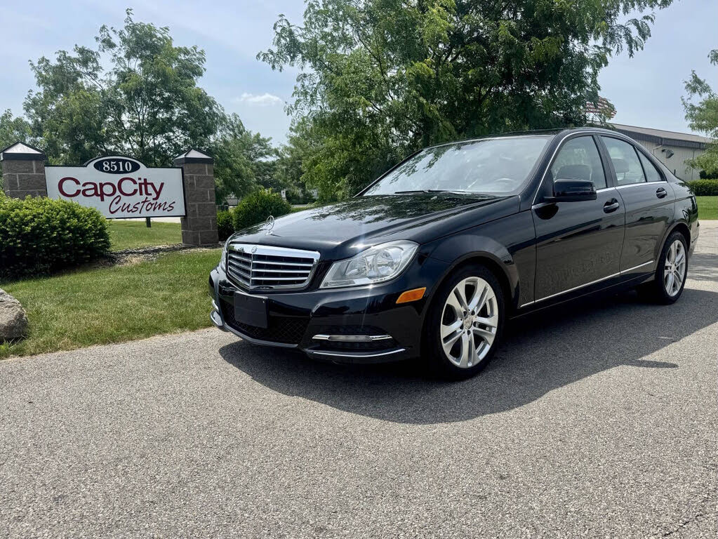 2013 Mercedes-Benz C-Class C 300 Luxury Sedan 4MATIC