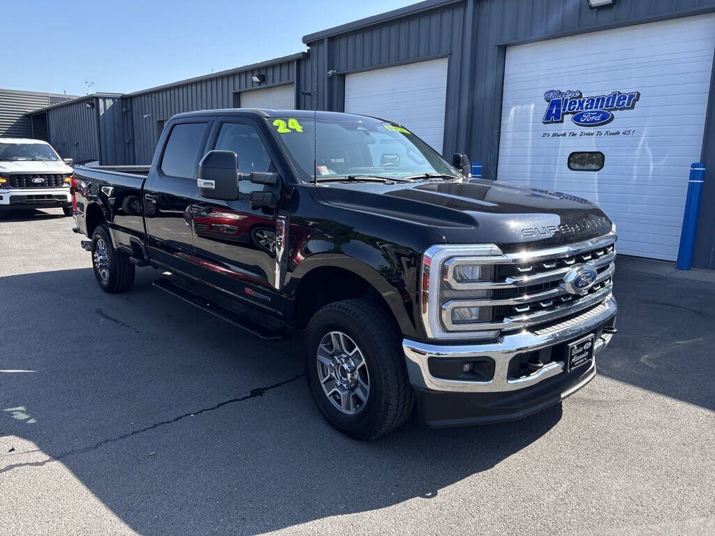 2024 Ford F-350 Super Duty Lariat Crew Cab 4WD