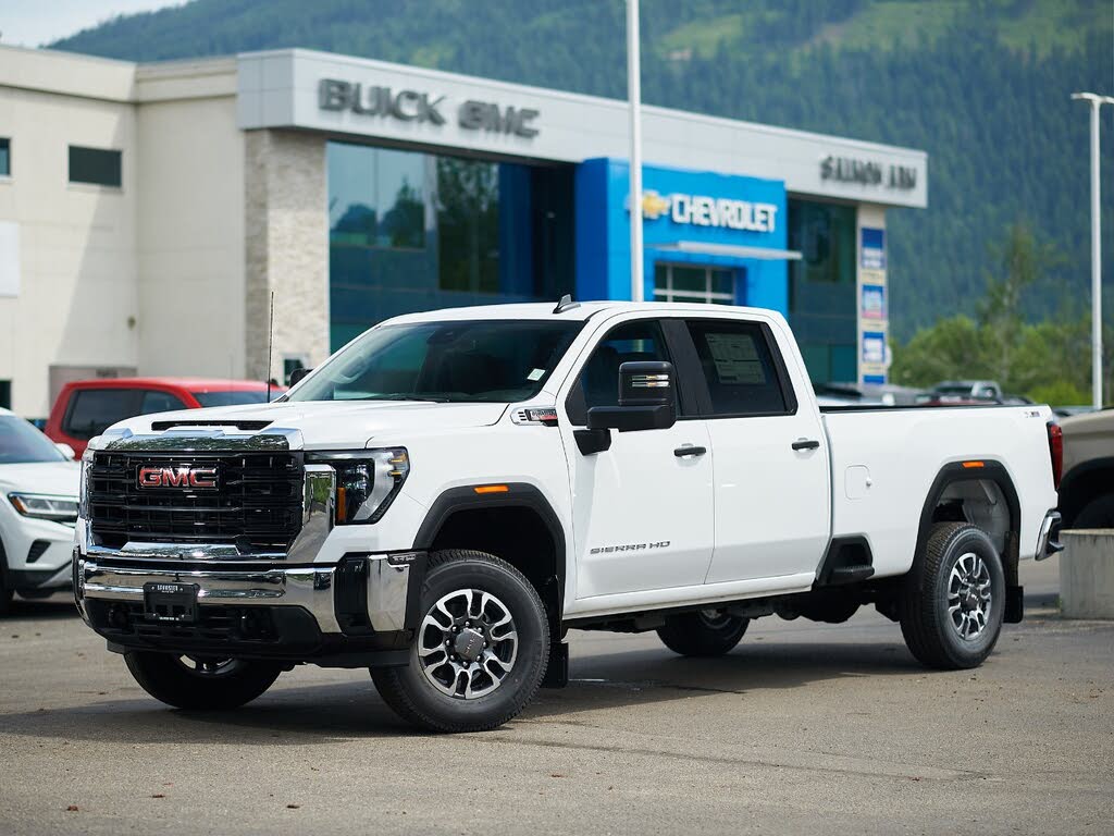 2025 GMC Sierra 3500HD Pro Crew Cab 4WD