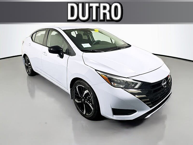 2025 Nissan Versa SR FWD