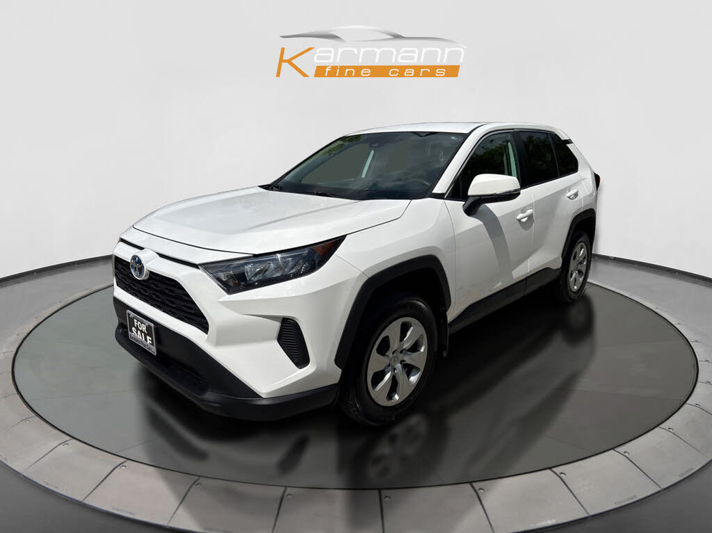Toyota RAV4 LE AWD 2022