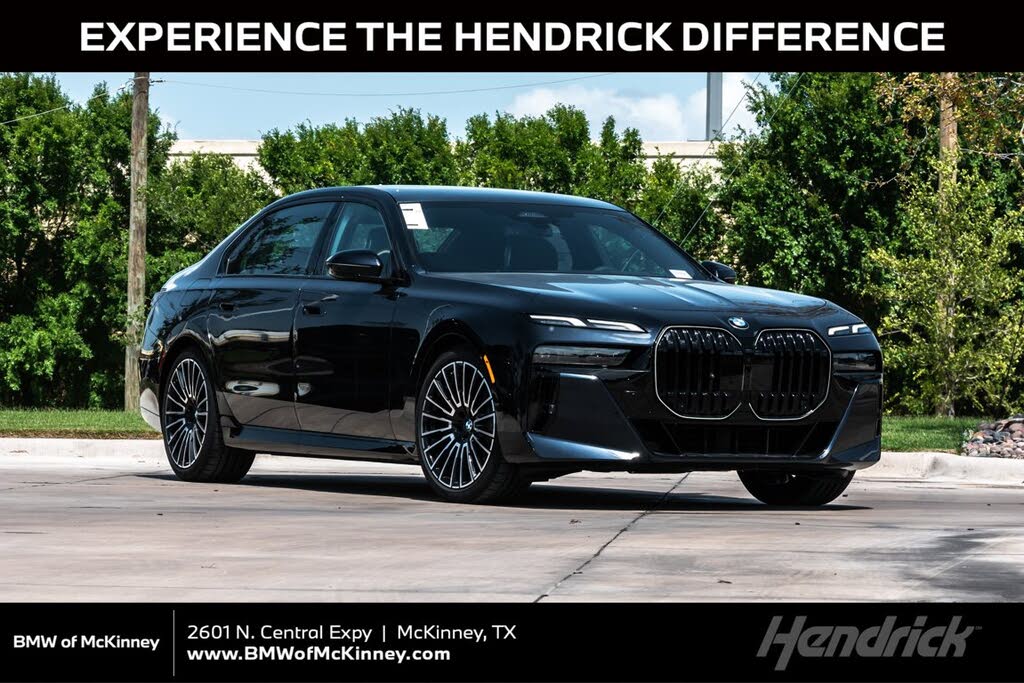 2025 BMW 7 Series 740i RWD