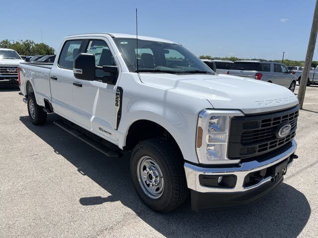 2025 Ford F-250 Super Duty XL Crew Cab 4WD
