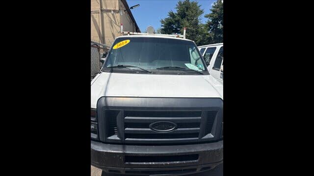 2014 Ford E-Series E-350 Super Duty Extended Cargo Van