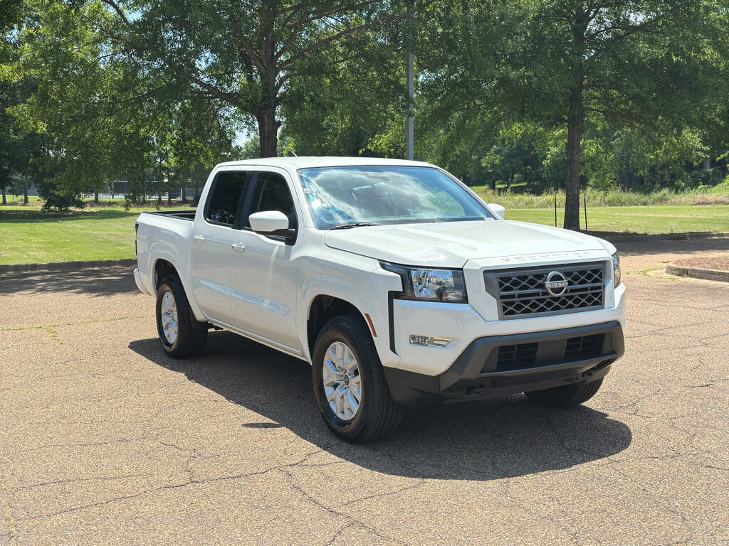 2024 Nissan Frontier SV Crew Cab 4WD