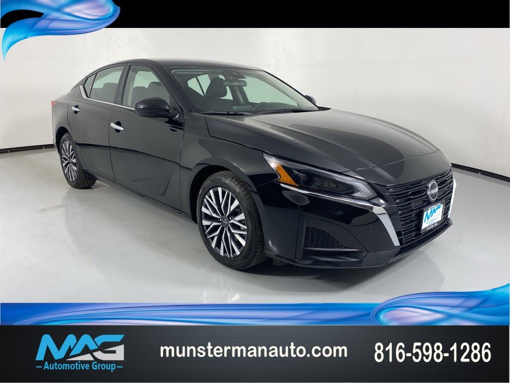 2024 Nissan Altima 2.5 SV FWD