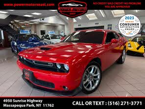 Dodge Challenger GT AWD