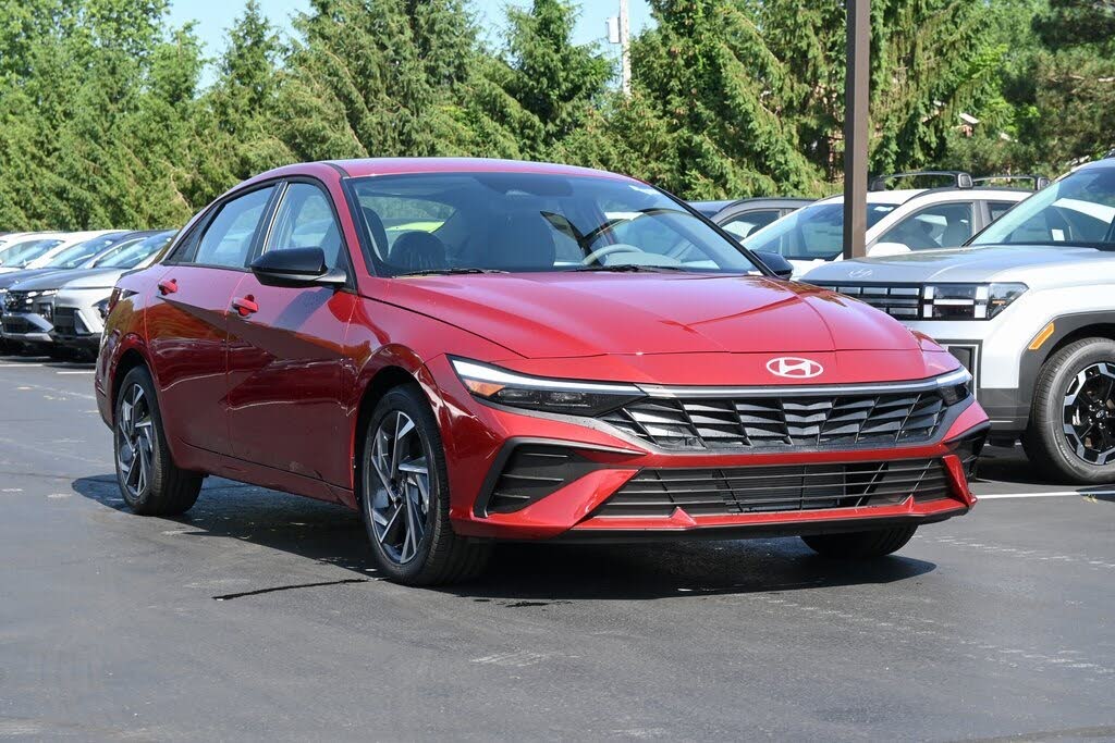2025 Hyundai Elantra SEL Sport FWD