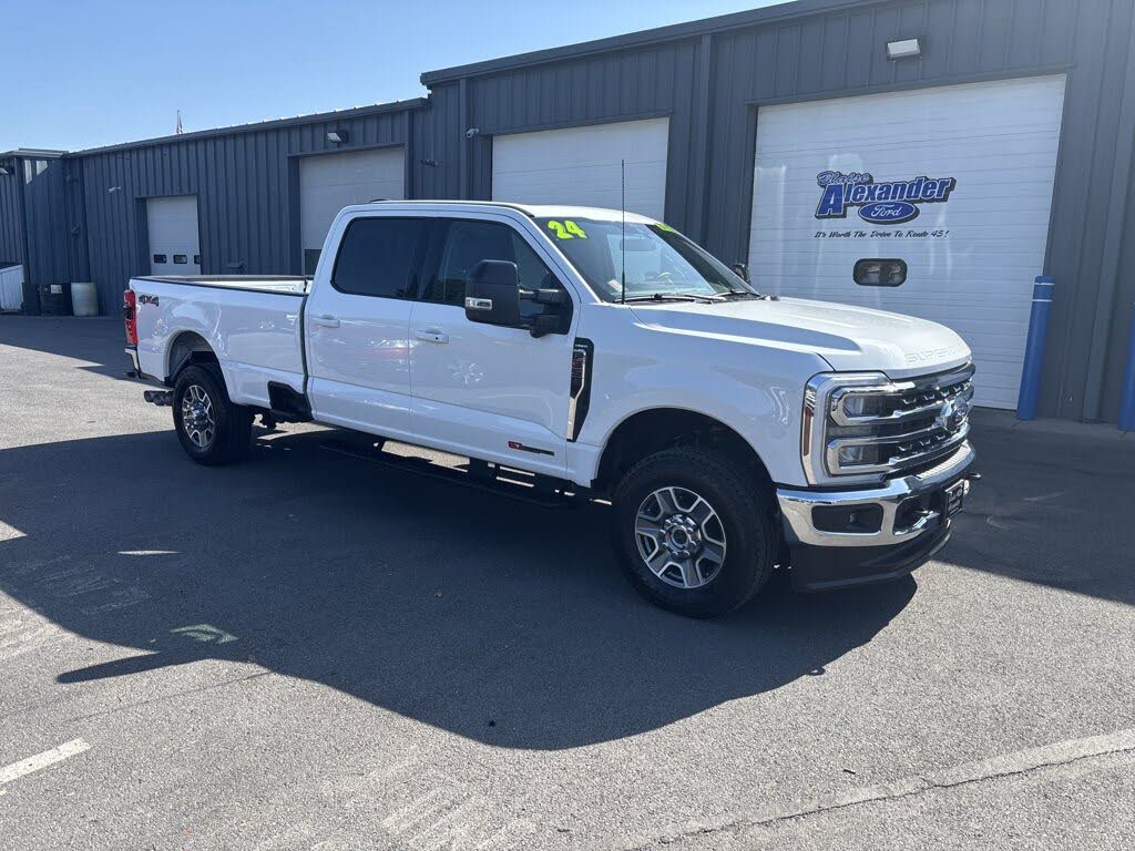 2024 Ford F-350 Super Duty Lariat Crew Cab 4WD
