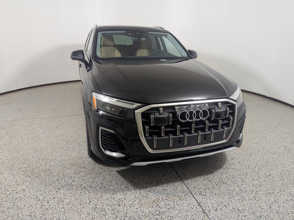 2025 Audi Q7 quattro Premium Plus 55 TFSI