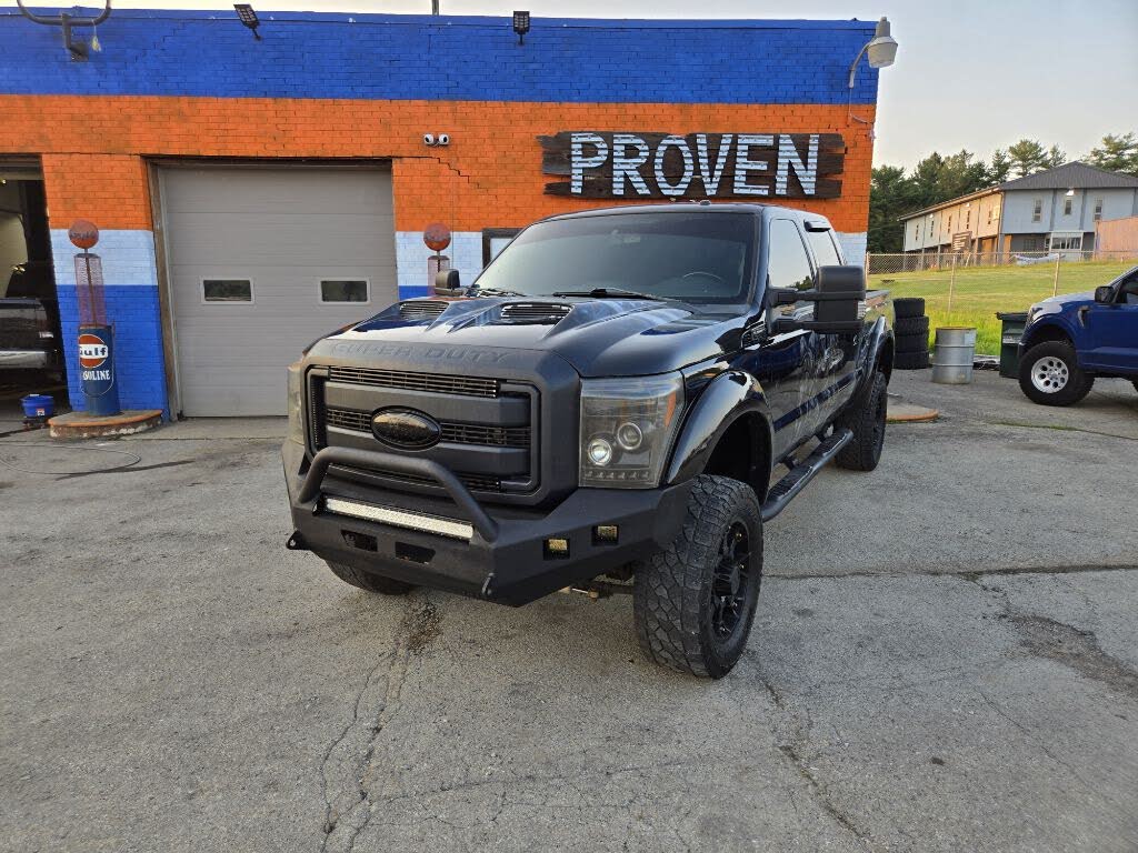 2013 Ford F-250 Super Duty Lariat Crew Cab 4WD