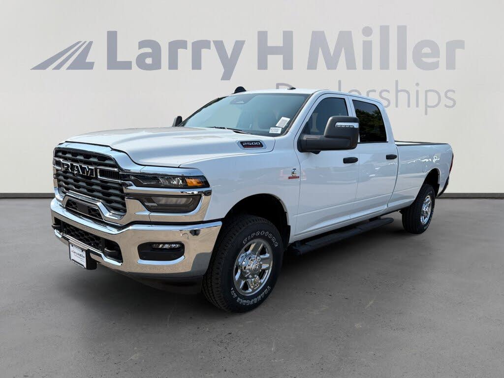 2025 RAM 2500 Tradesman Crew Cab LB 4WD