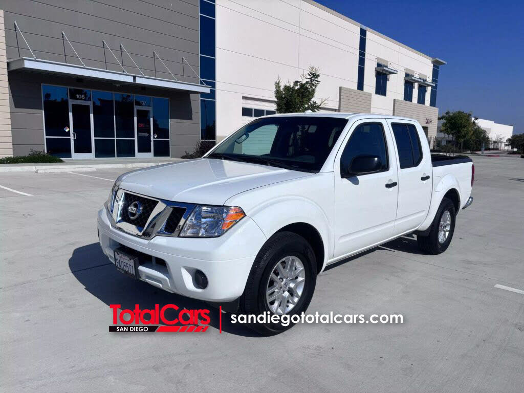 2015 Nissan Frontier SV Crew Cab