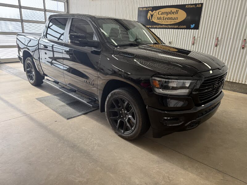 RAM 1500 Sport Crew Cab 4WD 2023