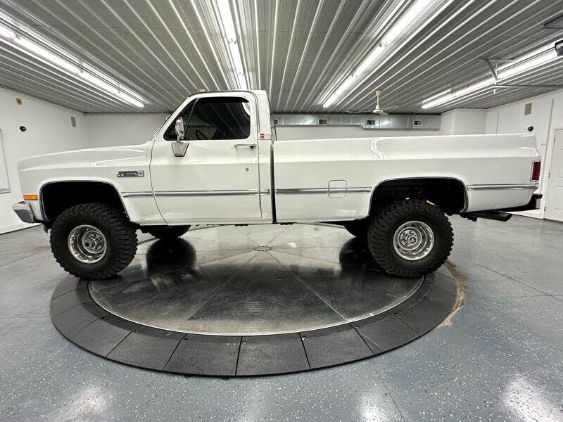 1987 GMC R/V 1500 Series V1500 Standard Cab 4WD