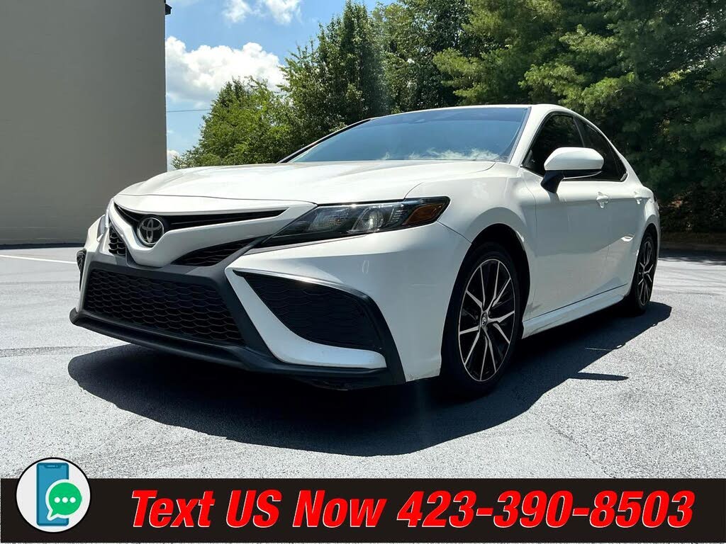 2021 Toyota Camry SE Nightshade FWD