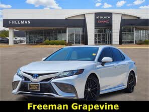 Toyota Camry Hybrid XSE FWD