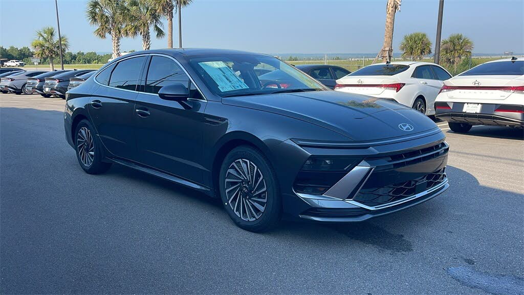 2025 Hyundai Sonata Hybrid SEL FWD